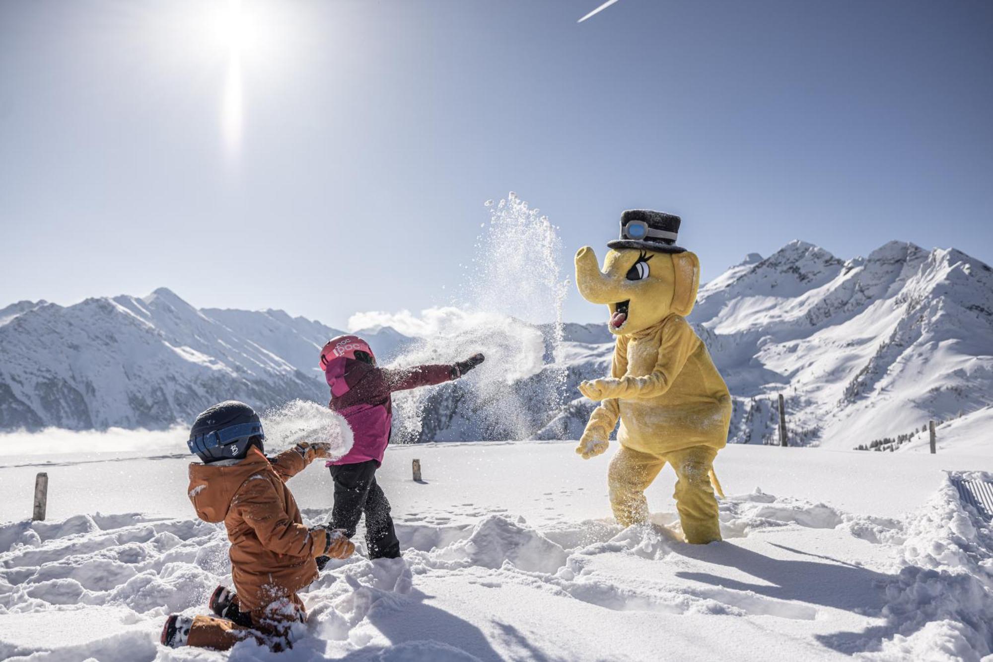 Gaestehaus Neuhauser Zell am Ziller Buitenkant foto