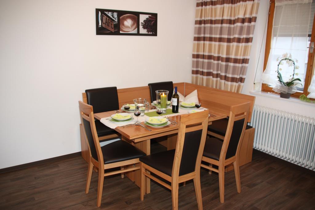 Gaestehaus Neuhauser Zell am Ziller Kamer foto