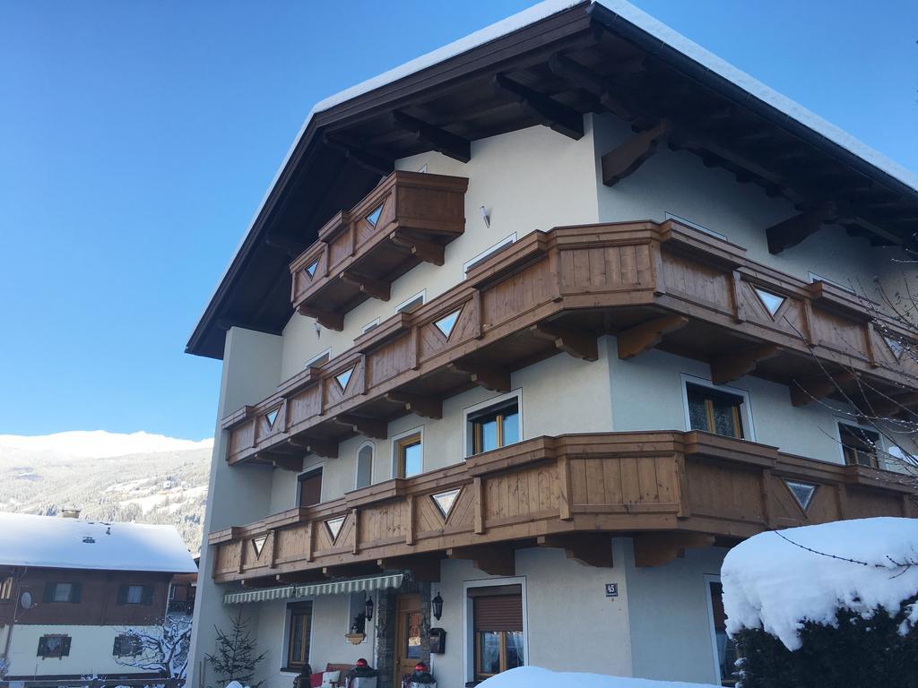Gaestehaus Neuhauser Zell am Ziller Buitenkant foto